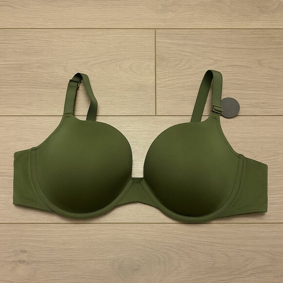 Torrid Curve Lightly Lined T-Shirt Bra | 40B | NWT - Picture 1 of 10